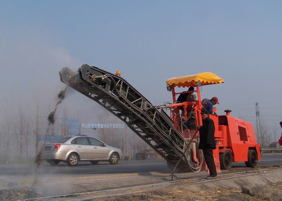 中国 多ディスク ブレーキの舗装の粉砕機機械、深さ制御アスファルト具体的な製粉装置 サプライヤー