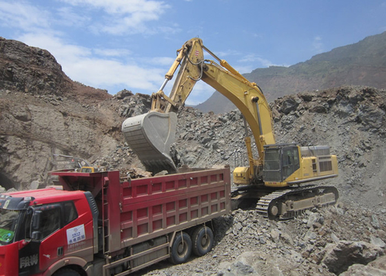 中国 254KW 重い装置の掘削機の Cummins のディーゼル機関機械掘削機 サプライヤー